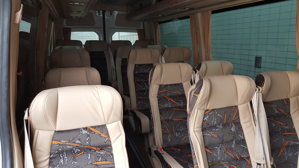 21 Seater, rentable minibus - 5